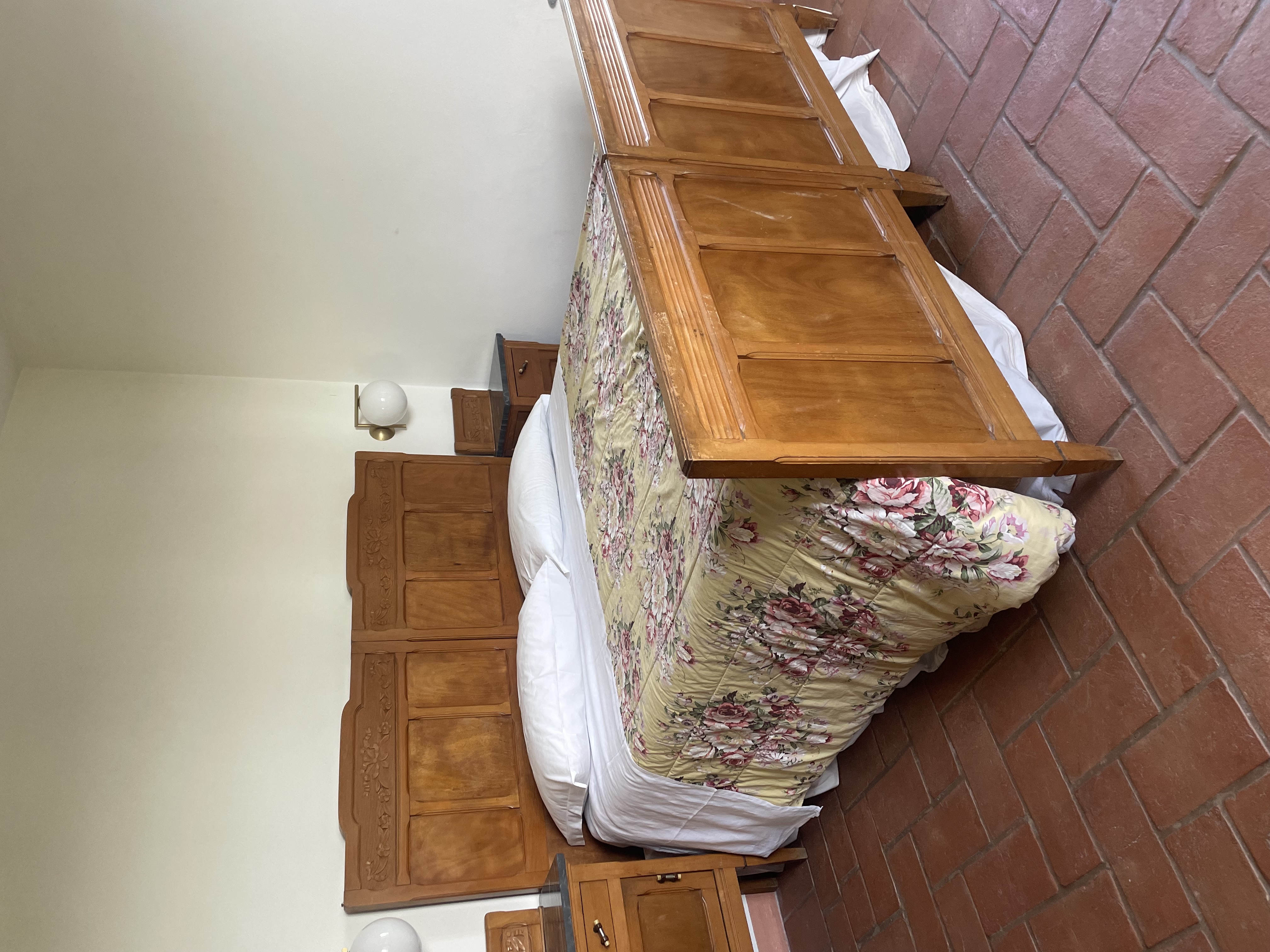 Olive Tree Room