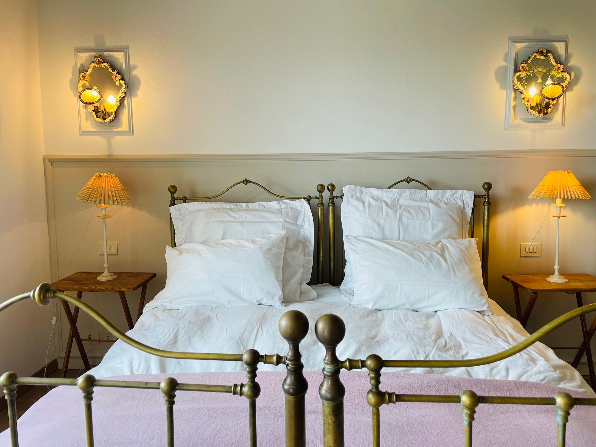 Rose room